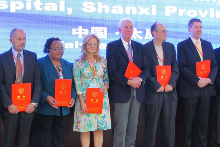 Dr. María Luisa Cañete Palomo Recognition of professional career